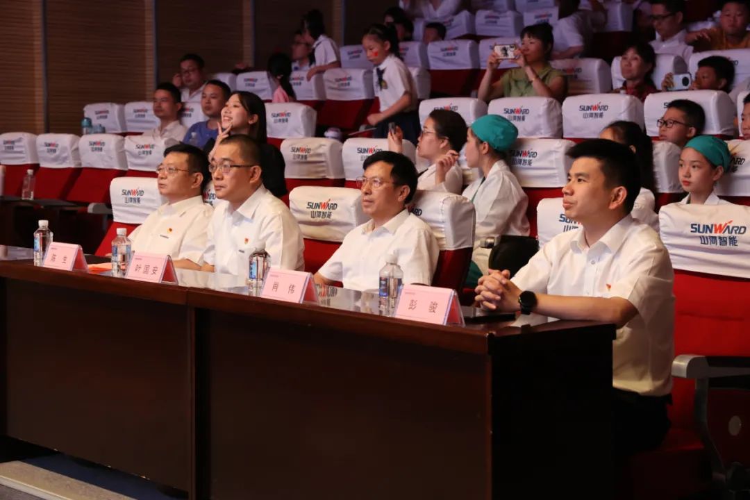 红桃影视 - 缤纷“暑”假，不负所“托”！山河智能职工子女暑期托管班结业啦